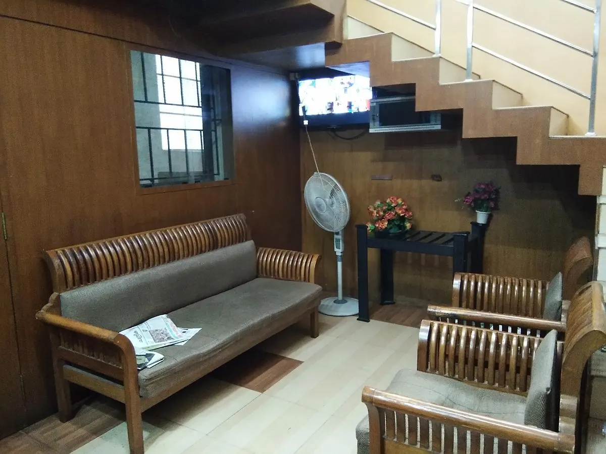 A.R.Residency Hotel Kunnamangalam