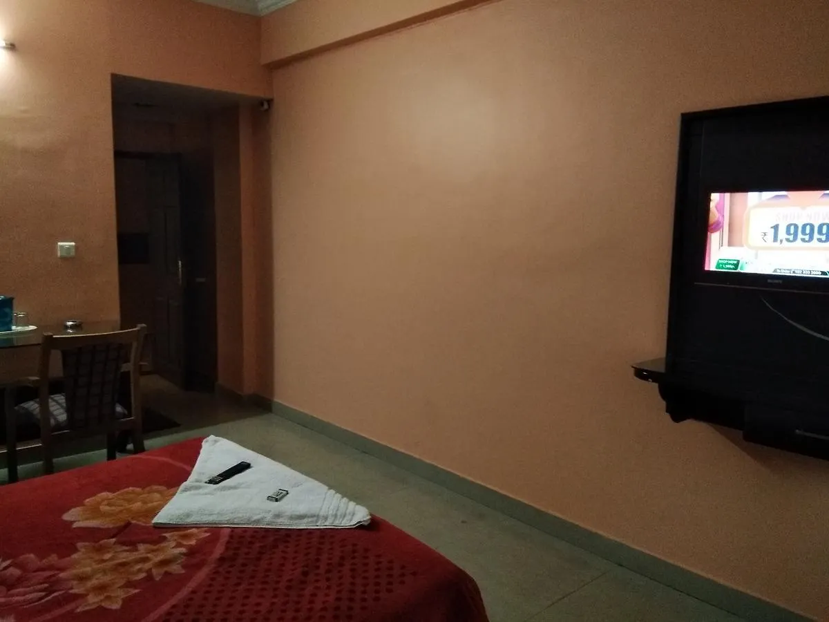 A.R.Residency Hotel Kunnamangalam India